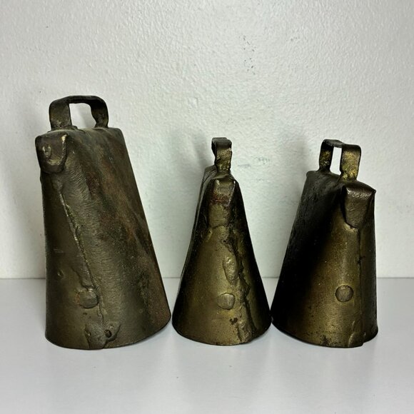 Antique Primitive Vintage Cow Bells Lot Of 3 - Picture 4 of 6